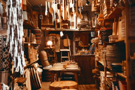 Verschillende houten materialen en afwerkingen met gravure